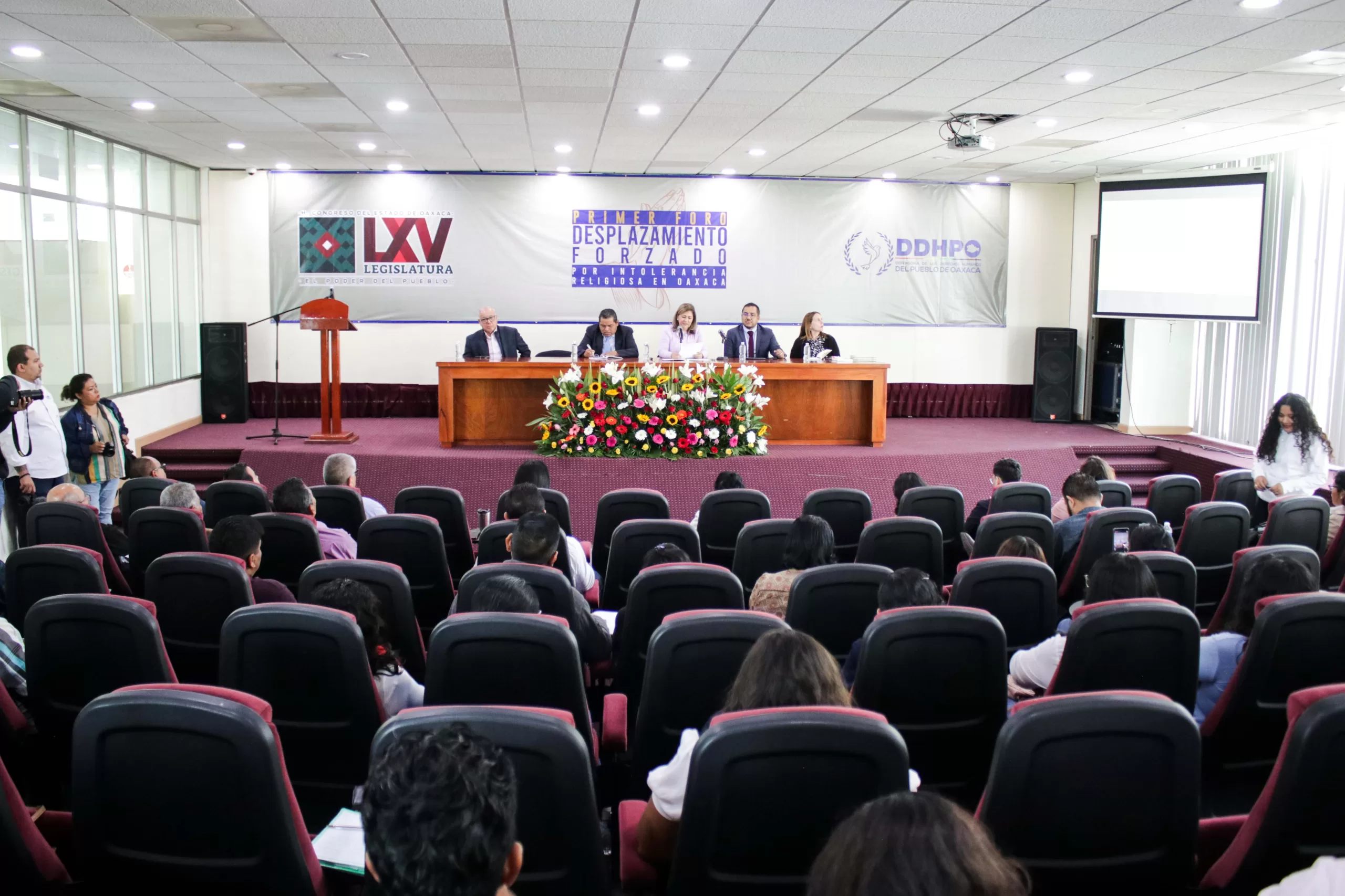 Después de dos días de actividades, clausura DDHPO el Primer Foro de Desplazamiento Forzado por Intolerancia Religiosa en Oaxaca